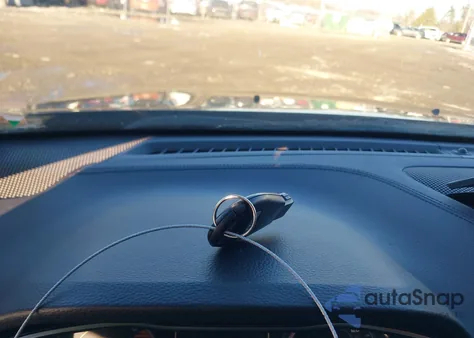 2019 Jeep Cherokee Latitude 4X4 from USA, damaged, VIN 1C4PJMCB7KD464754